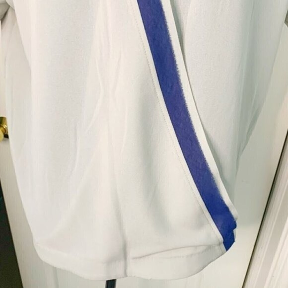 BCBG Max Azria NWT Wrap Style Lightweight Short Sleeve Blouse - Picture 5 of 8